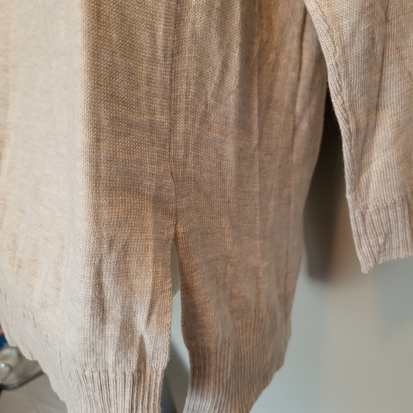 NEW 89th & Madison Cardigan Size medium - Picture 3 of 5